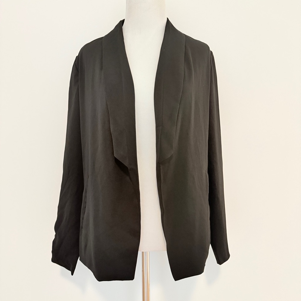 Lightweight Spring Black Open-Front Blazer Jacket